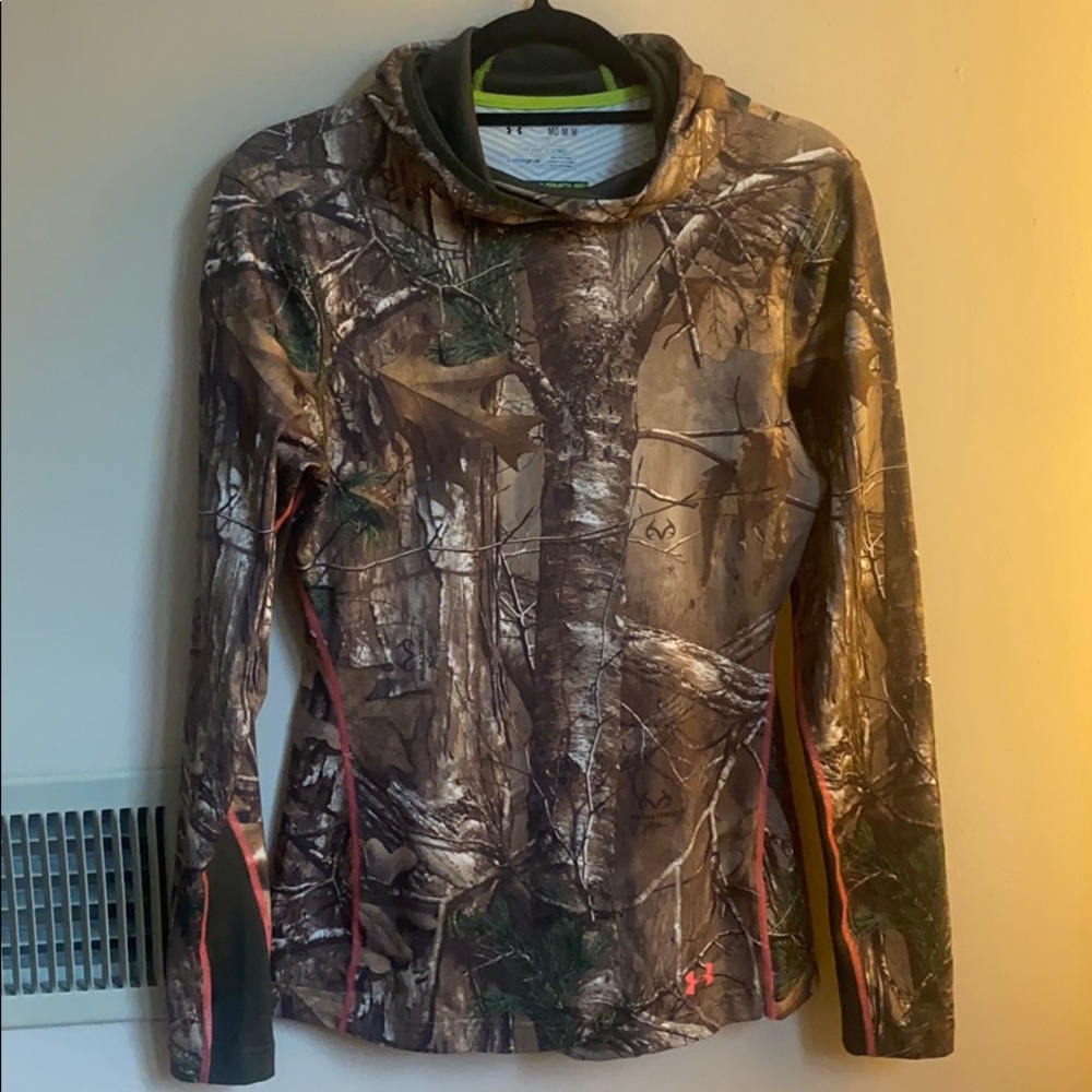 Under armour camp sweatshirt